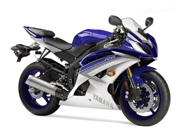 بررسی موتورسیکلت یاماها YZF-R6 مدل 2015